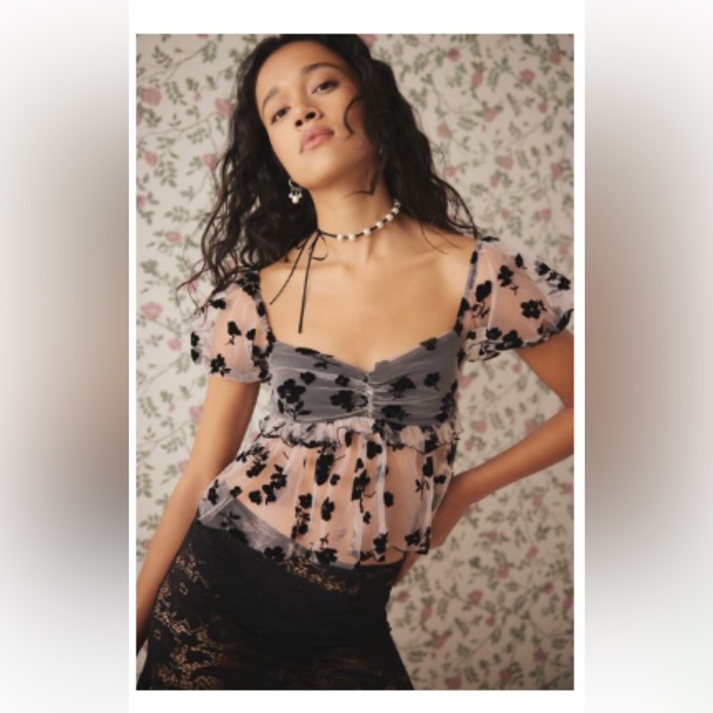 Brand new kimchi blue floral blouse from UO